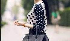 娱乐吃瓜酱服装图片,揭秘娱乐吃瓜酱的潮流服装造型